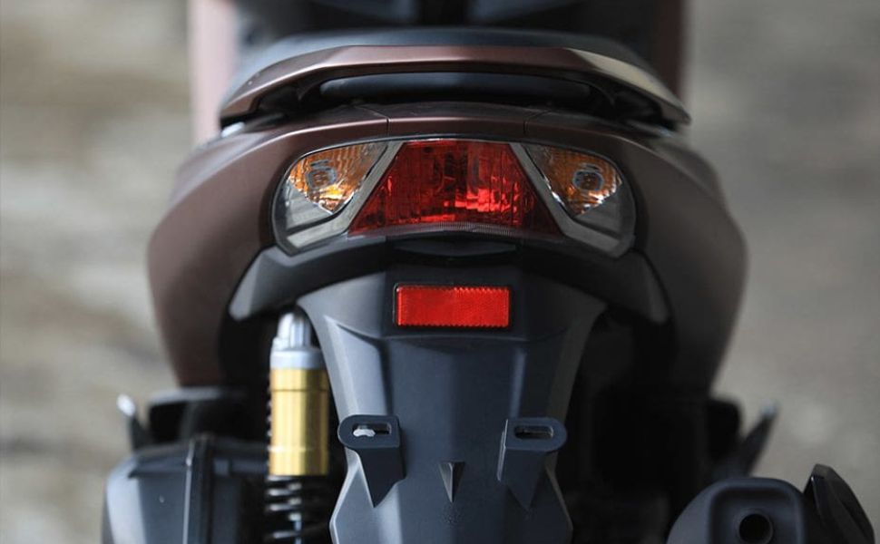lampu belakang