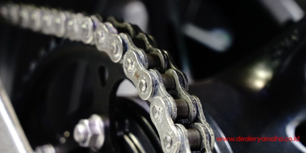 Perawatan Gear dan Rantai Motor